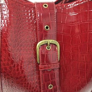 * New * Large Alligator-Style Bag